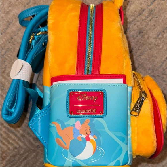 NWT! Loungefly Winnie The Pooh Summer Vibes Plush Mini Backpack - Picture 2 of 10